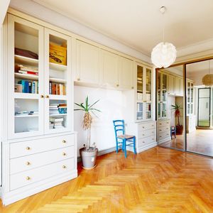 Property in Carre d'Or