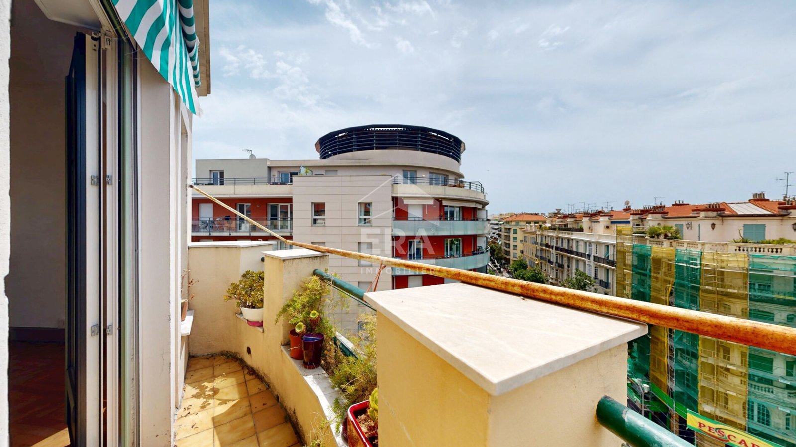 Property photo in Carre d'Or