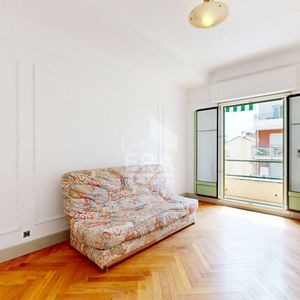 Property in Carre d'Or