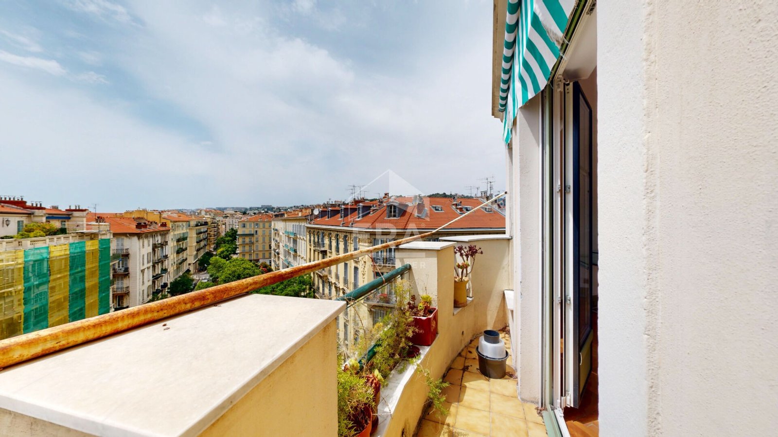 Property photo in Carre d'Or