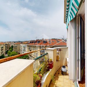 Property in Carre d'Or