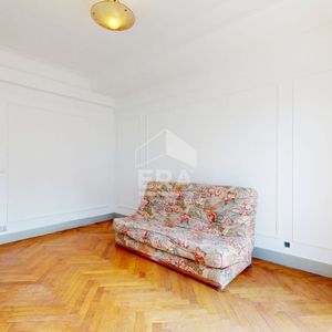 Property in Carre d'Or