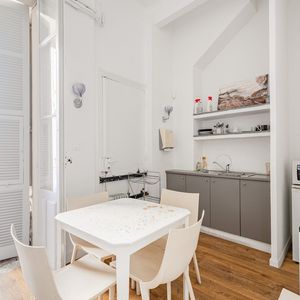 Property in Carre d'Or
