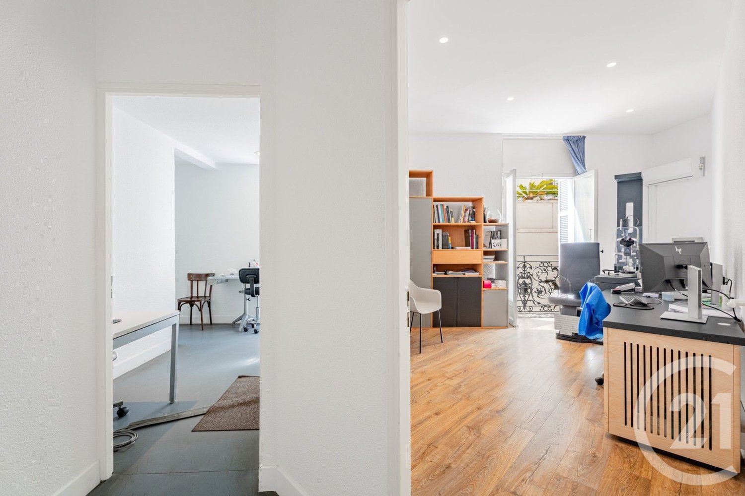 Property photo in Carre d'Or
