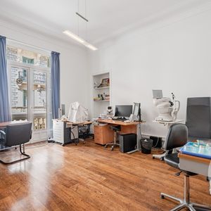 Property in Carre d'Or