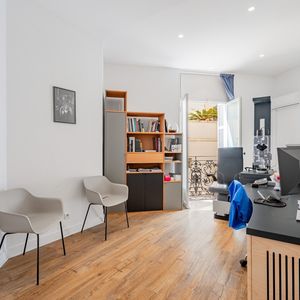 Property in Carre d'Or