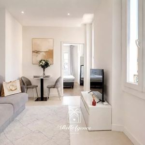 Property in Carre d'Or