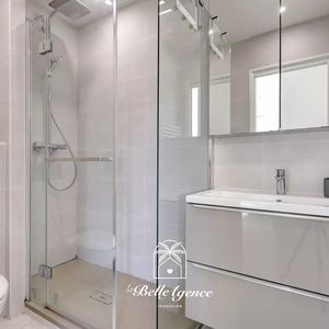 Property in Carre d'Or