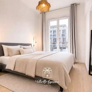 Property in Carre d'Or