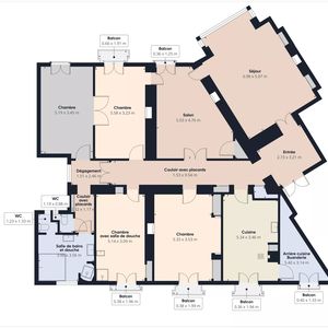 Property in Carre d'Or