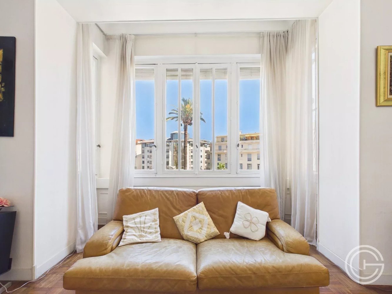 Property photo in Carre d'Or