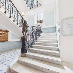 Property in Carre d'Or