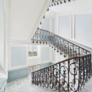 Property in Carre d'Or