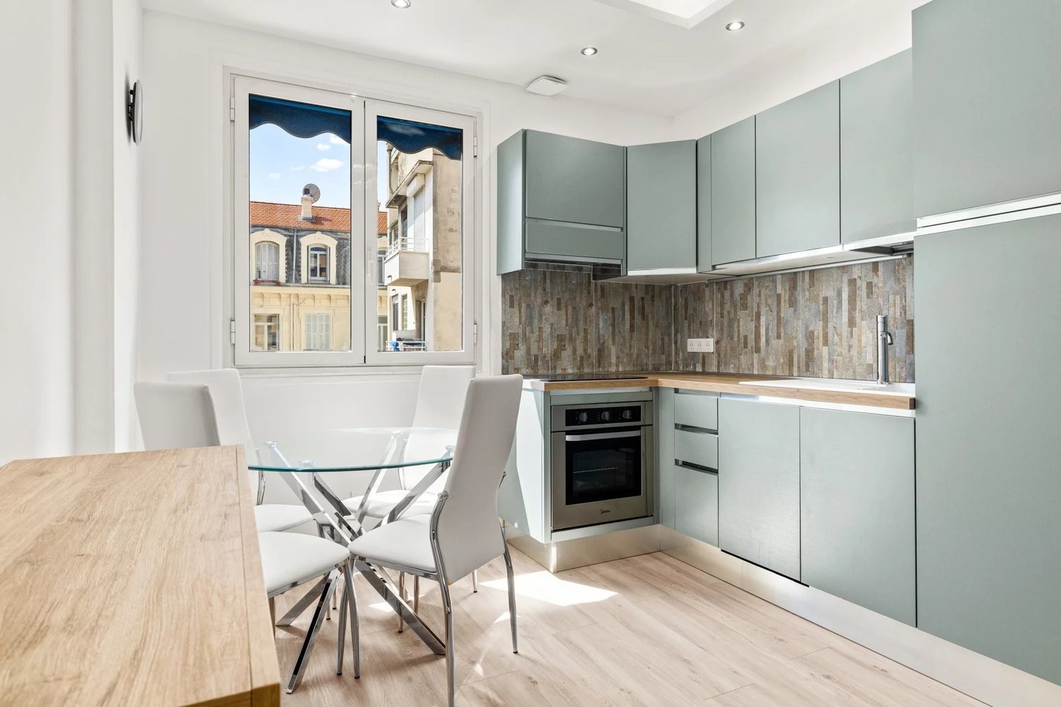 Property photo in Carre d'Or
