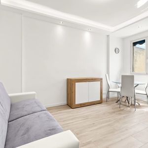 Property in Carre d'Or