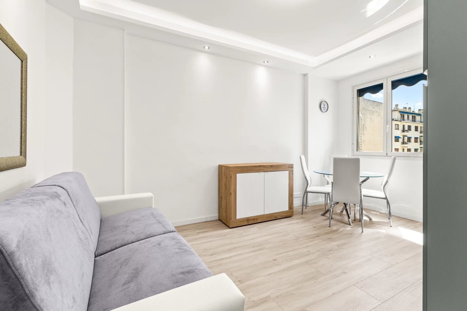 Property photo in Carre d'Or