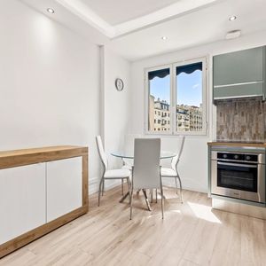 Property in Carre d'Or