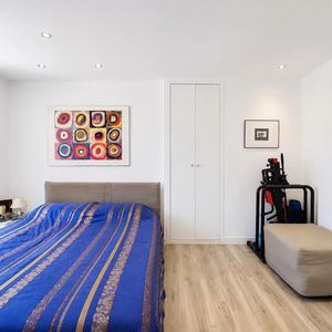 Property in Carre d'Or