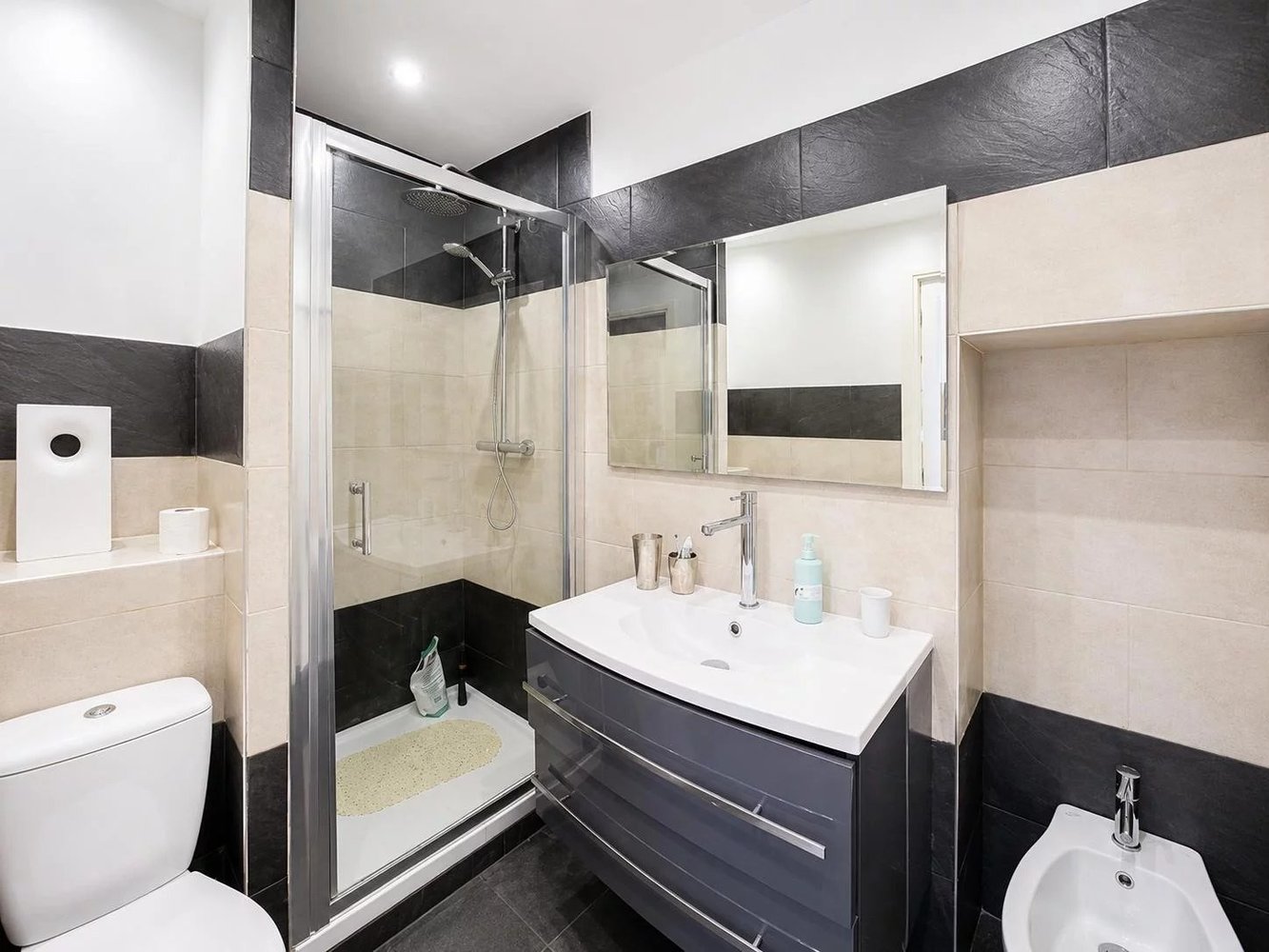 Property photo in Carre d'Or