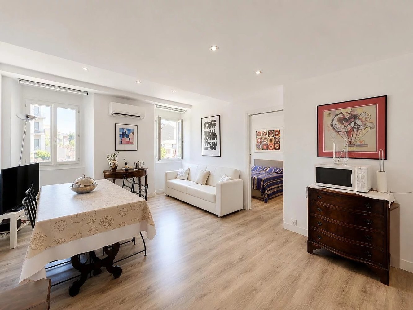 Property photo in Carre d'Or