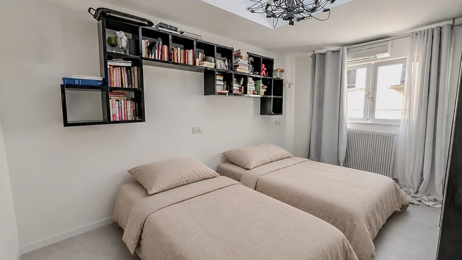 Property photo in Carre d'Or