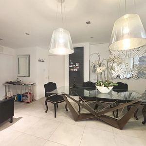 Property in Carre d'Or