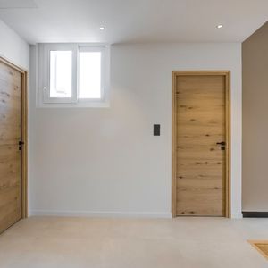 Property in Carre d'Or