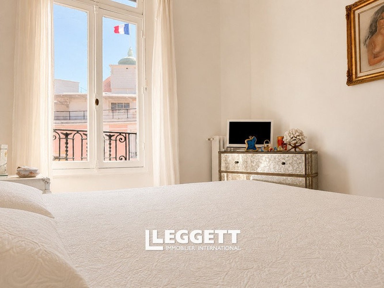 Property photo in Carre d'Or
