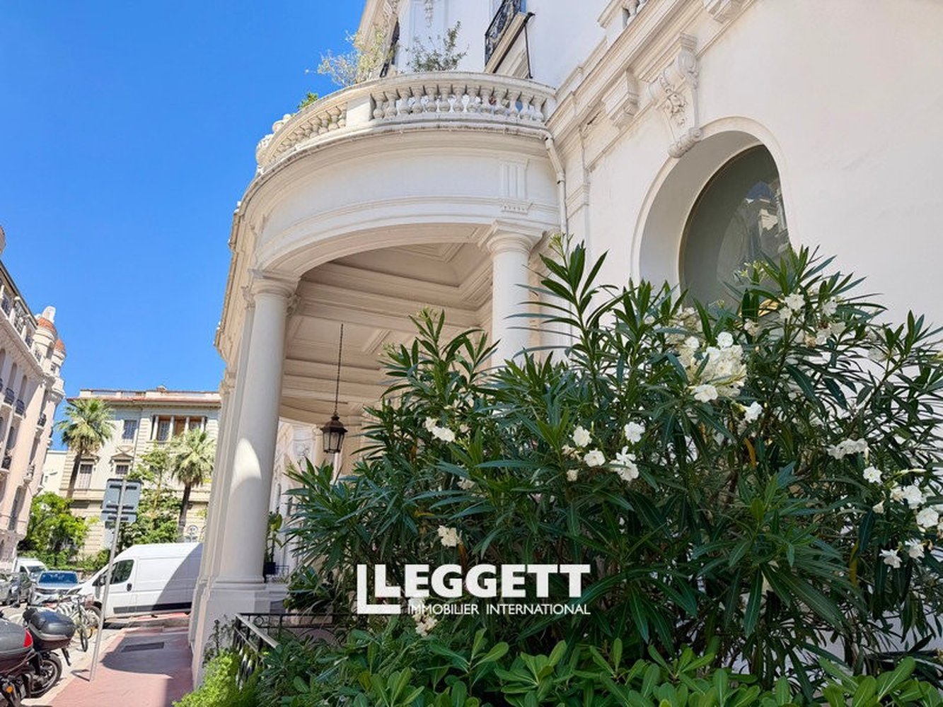 Property photo in Carre d'Or