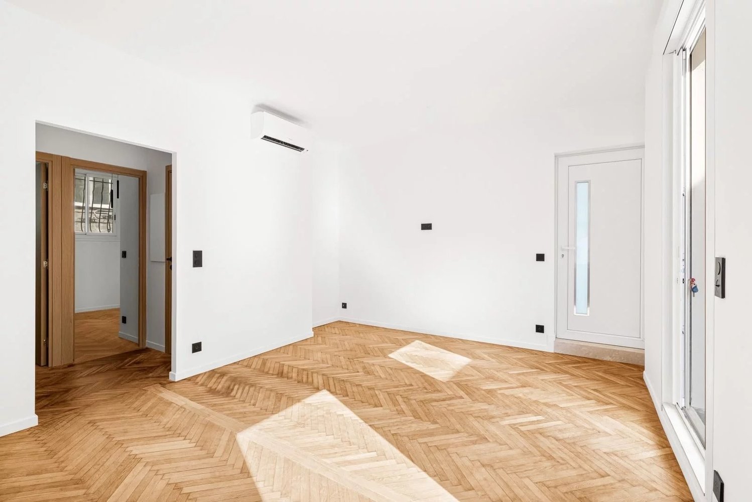 Property photo in Carre d'Or