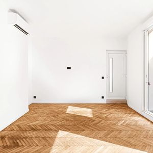 Property in Carre d'Or