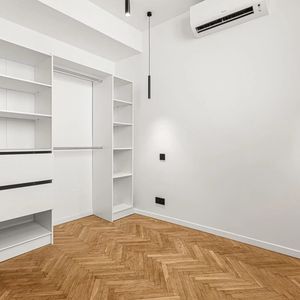 Property in Carre d'Or