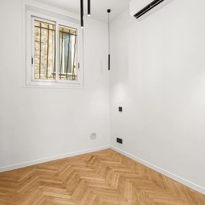 Property in Carre d'Or