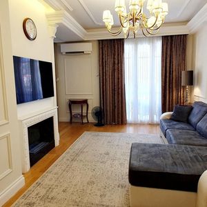 Property in Carre d'Or