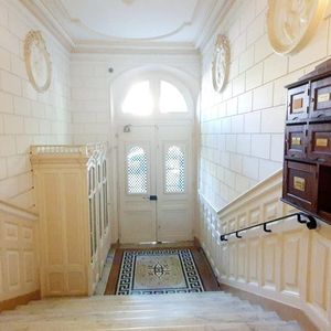 Property in Carre d'Or