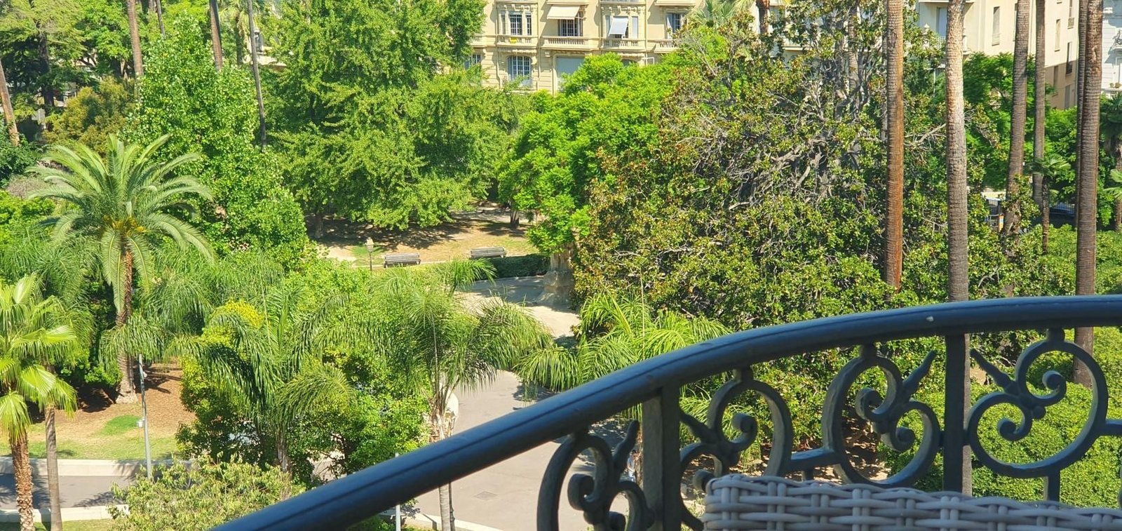 Property photo in Carre d'Or
