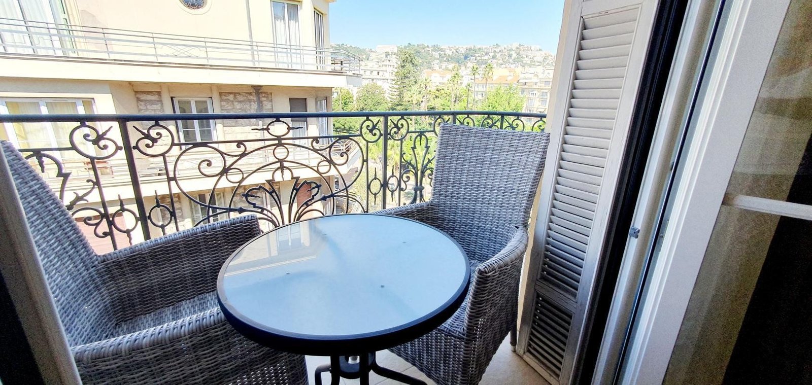 Property photo in Carre d'Or