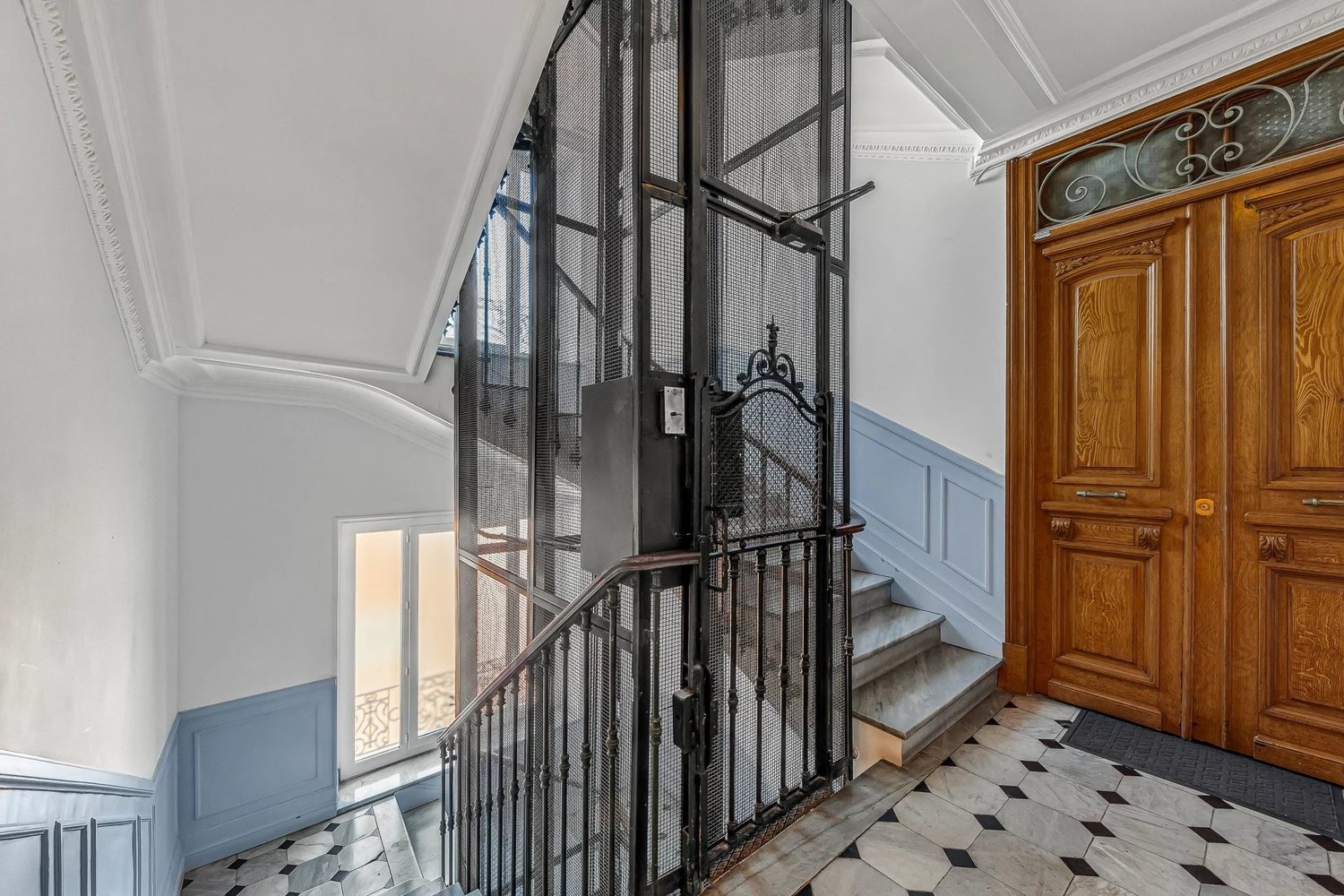 Property photo in Carre d'Or