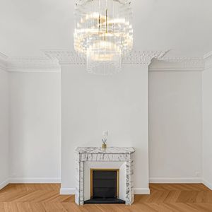 Property in Carre d'Or
