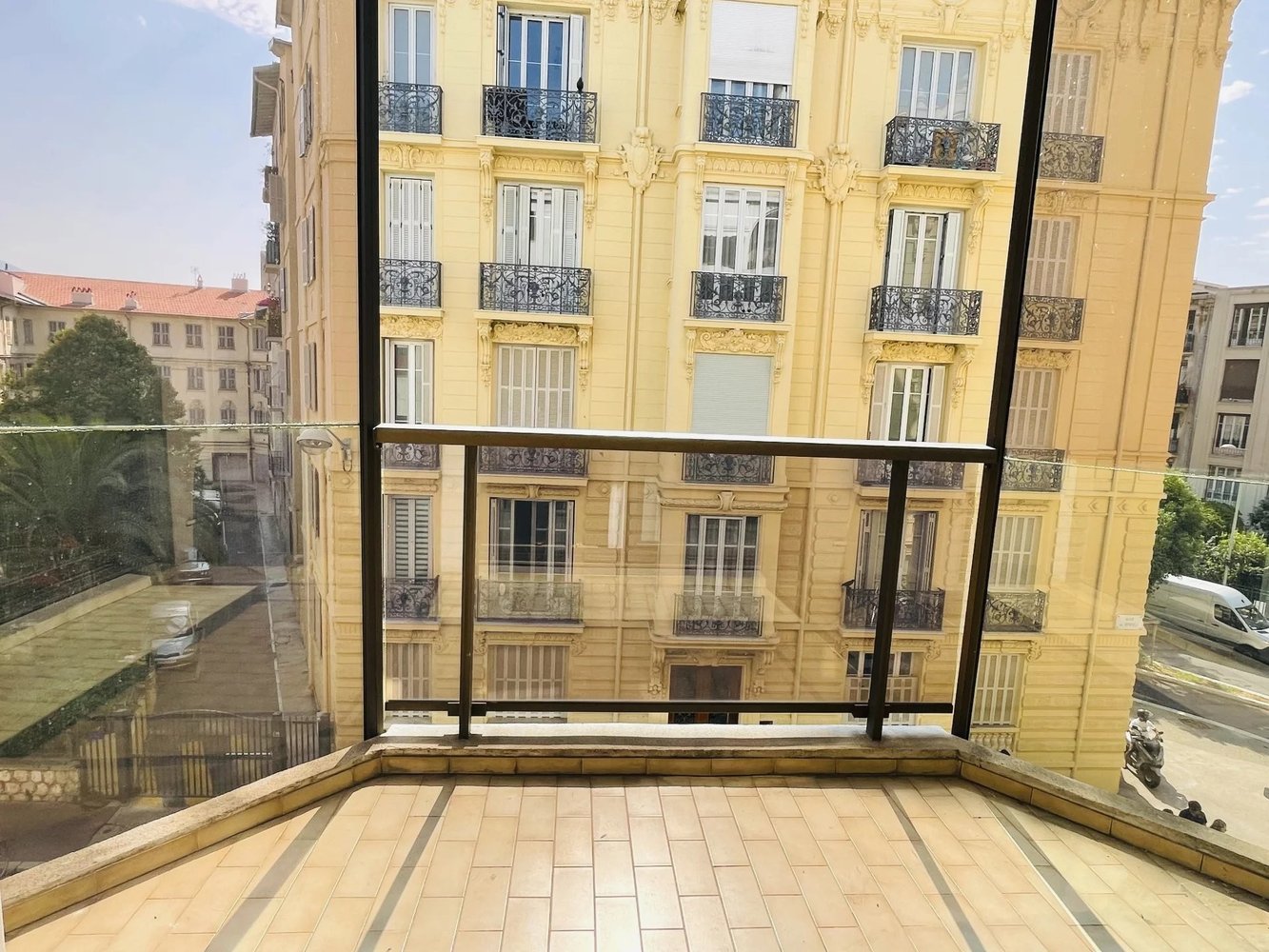 Property photo in Carre d'Or
