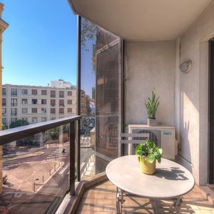 Property in Carre d'Or