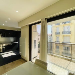 Property in Carre d'Or