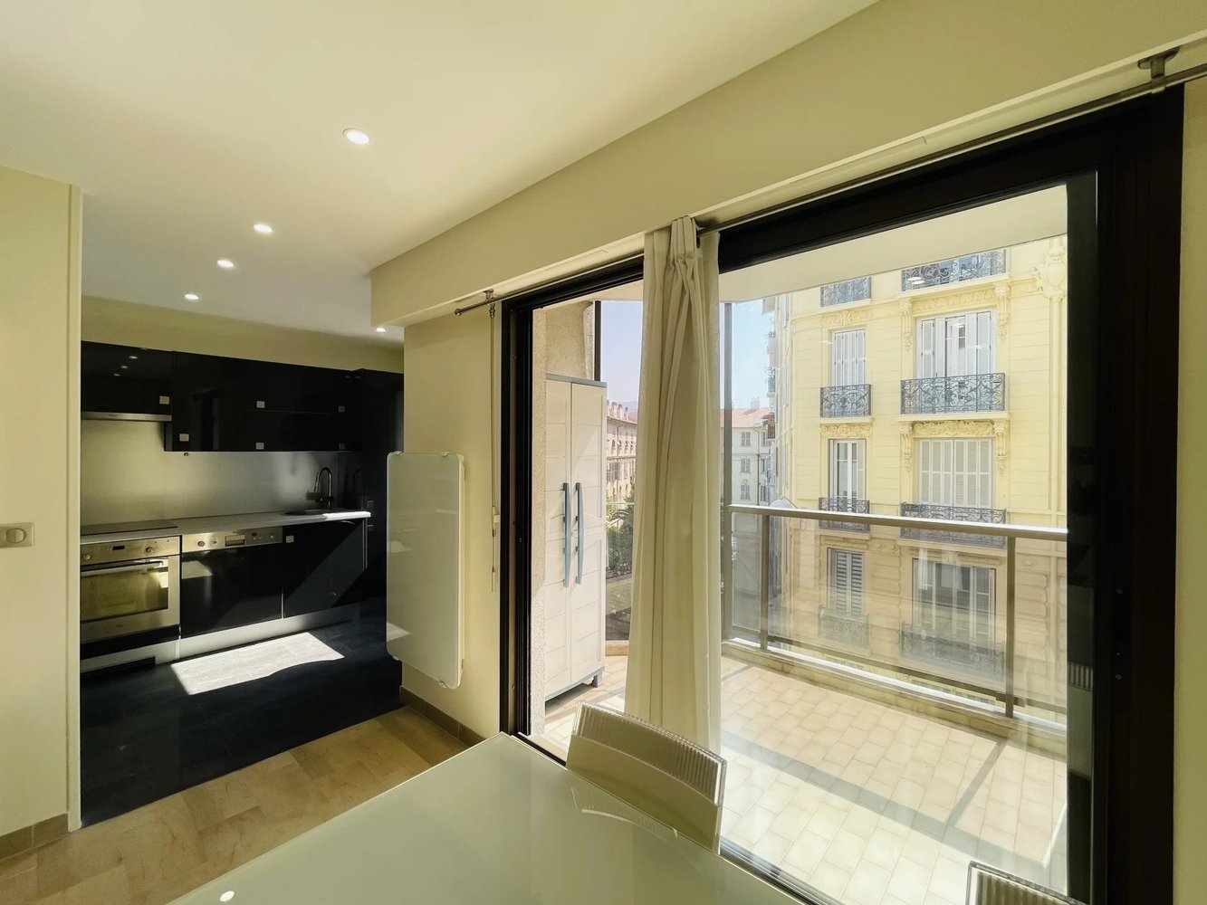 Property photo in Carre d'Or