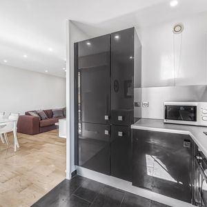 Property in Carre d'Or