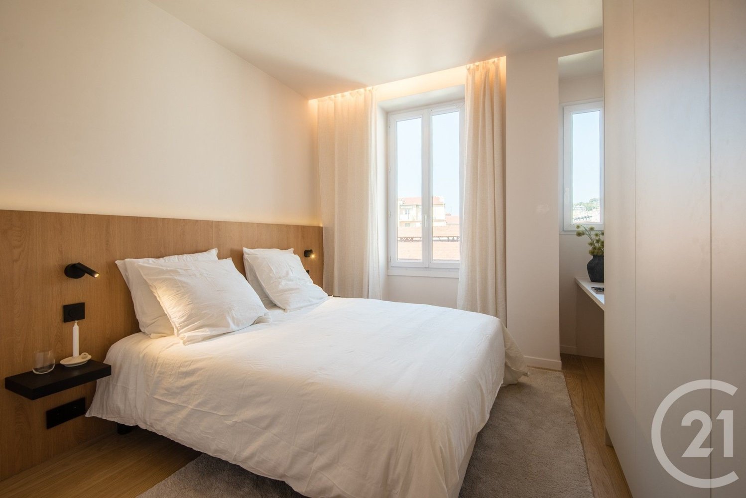 Property photo in Carre d'Or