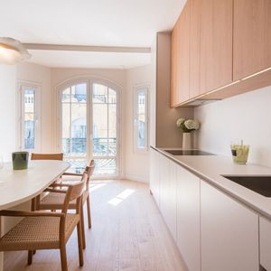 Property in Carre d'Or
