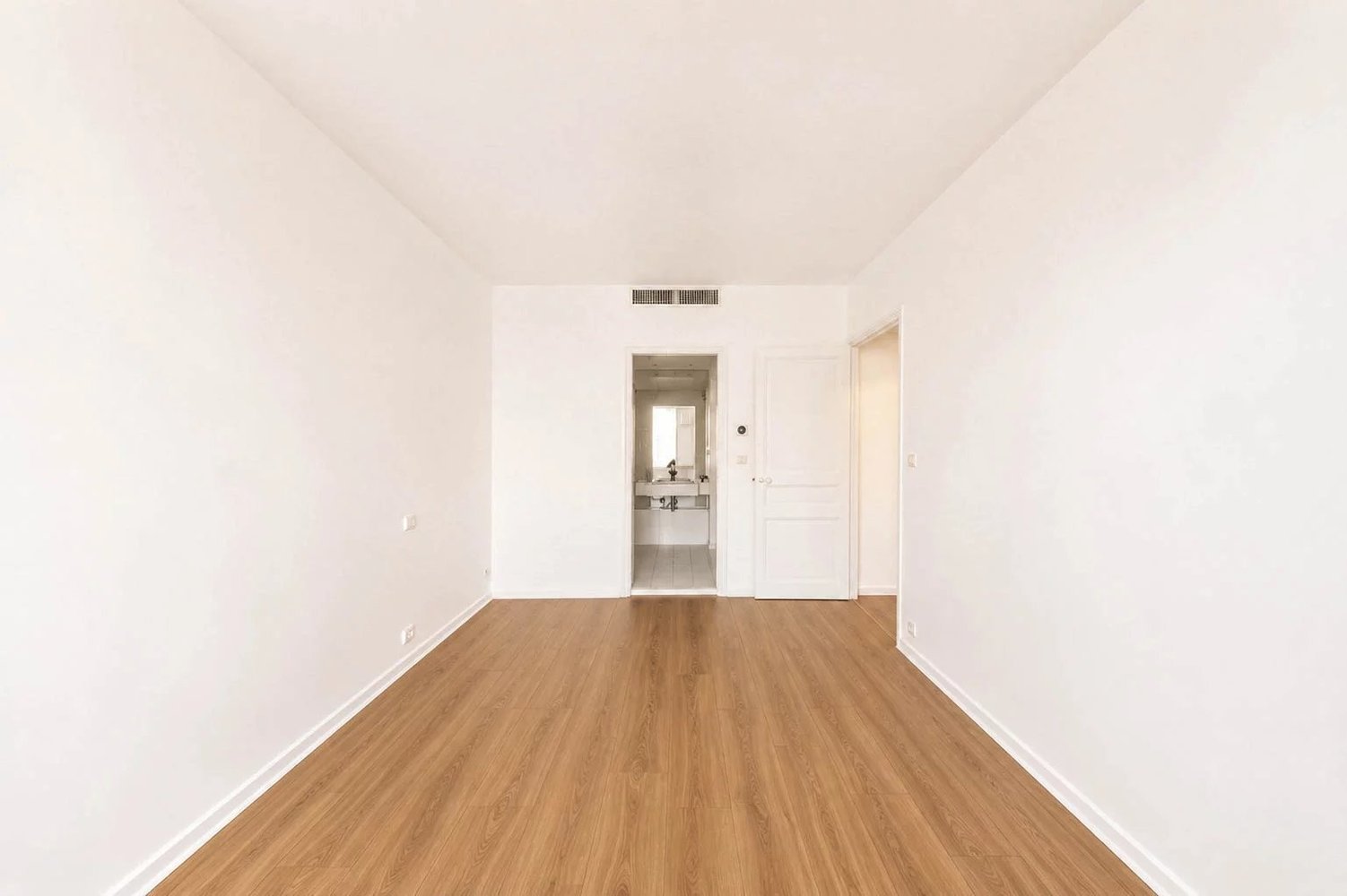 Property photo in Carre d'Or