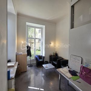 Property in Musicians Quarter