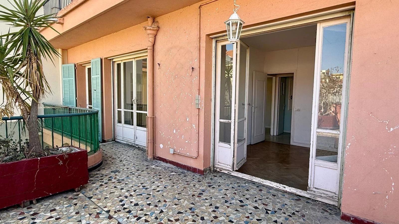Property photo in Musicians Quarter