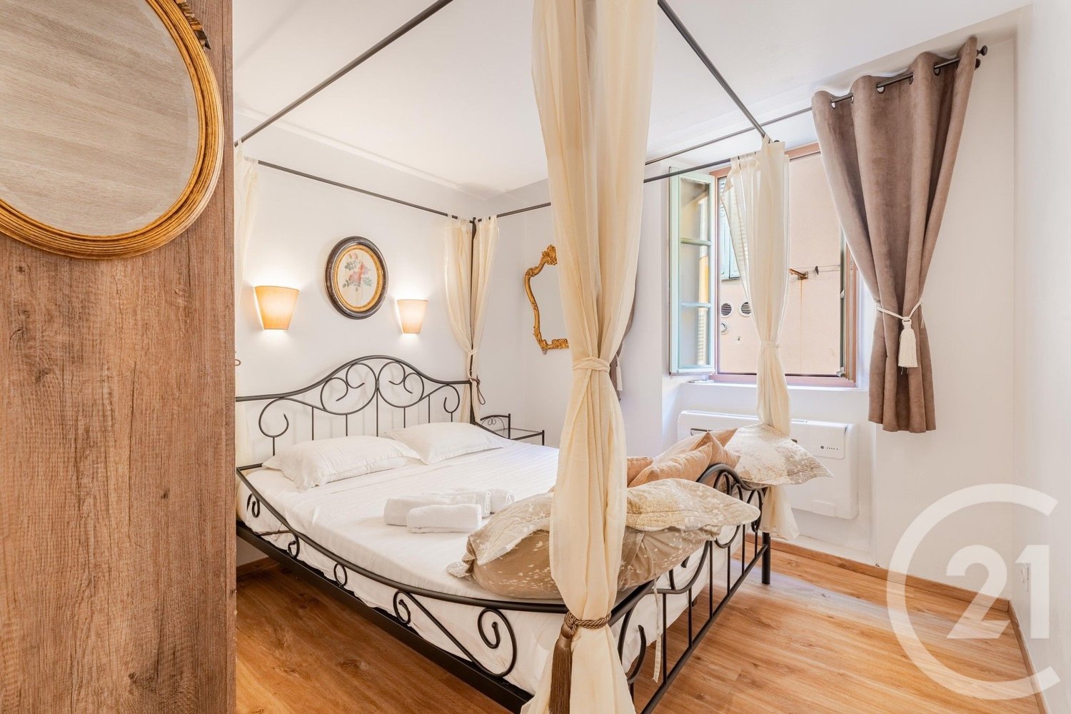 Property photo in Old Town